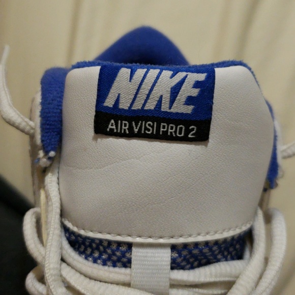 Nike - Picture 8 of 8